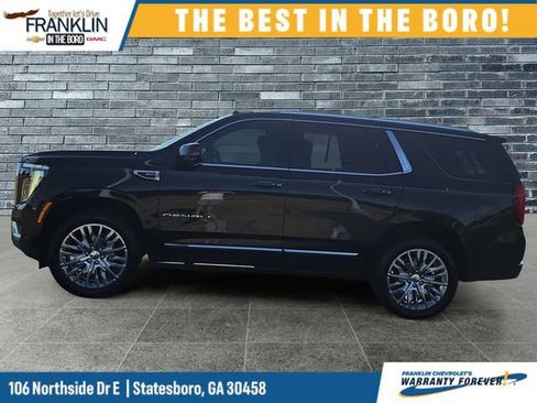 Used 2025 GMC Yukon Denali AWD/4WD image 2