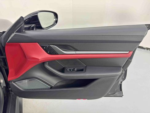 Used 2022 Porsche Taycan Turbo S image 50