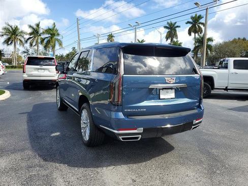 Certified 2025 Cadillac Escalade Premium Luxury image 21
