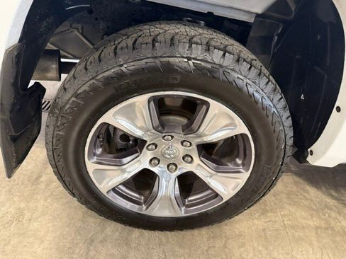 Used 2022 RAM 1500 Laramie AWD/4WD image 21