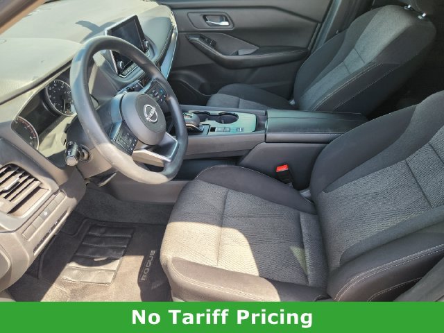 Used 2024 Nissan Rogue SV FWD image 12