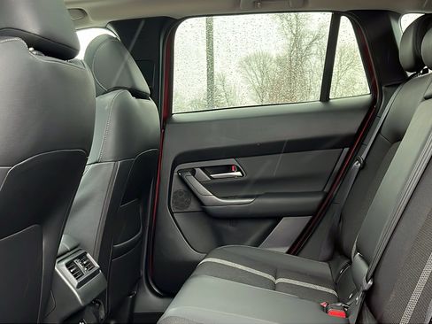 Certified 2025 MAZDA CX-50 AWD 2.5 S w/ Premium Package image 19