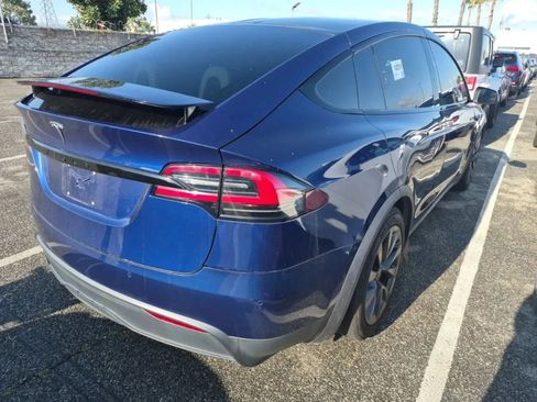 Used 2021 Tesla Model X Long Range image 8