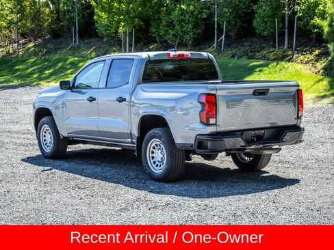 Used 2023 Chevrolet Colorado W/T RWD image 5