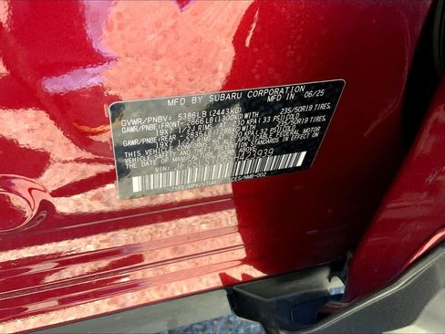 Used 2025 Subaru Forester Touring AWD/4WD image 33