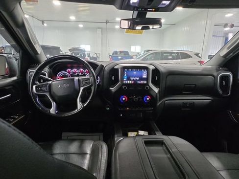 Used 2020 Chevrolet Silverado 1500 RST AWD/4WD image 9