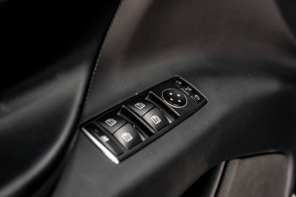 Used 2020 Tesla Model X Long Range AWD/4WD image 49
