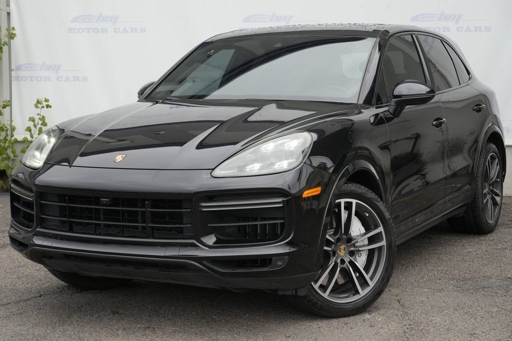Used 2019 Porsche Cayenne Turbo AWD/4WD image 2
