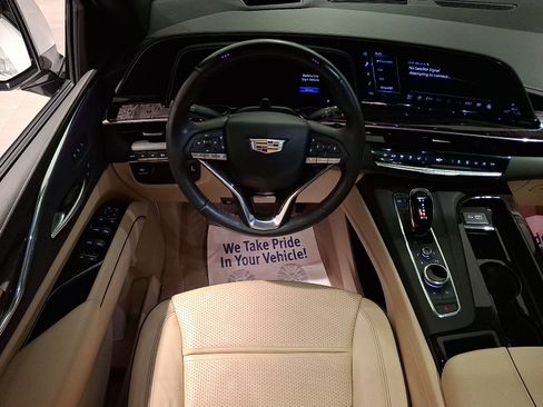 Certified 2023 Cadillac Escalade Premium Luxury AWD/4WD image 22