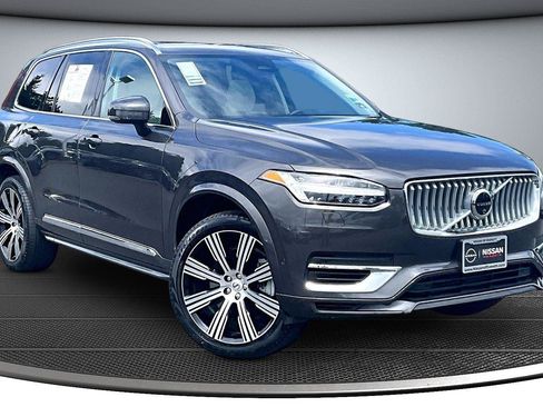 Used 2024 Volvo XC90 T8 Plus w/ Protection Package Premier AWD/4WD image 1