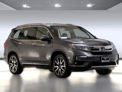 Used 2019 Honda Pilot Touring image 6