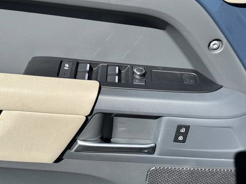 Used 2021 Land Rover Defender 110 S image 19