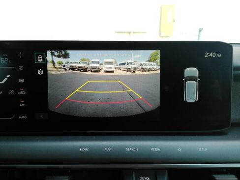 Used 2024 Kia EV9 Light Long Range RWD image 8