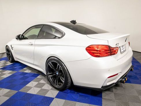 Used 2015 BMW M4 Coupe RWD image 8