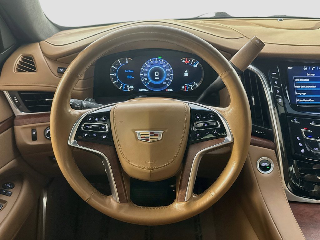 Used 2017 Cadillac Escalade Platinum AWD/4WD image 13