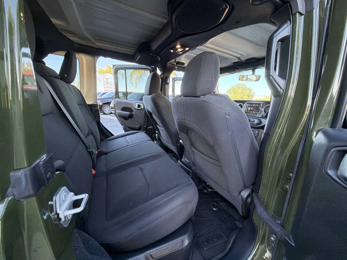 Used 2023 Jeep Wrangler Unlimited w/ 8.4" Radio Group AWD/4WD image 24