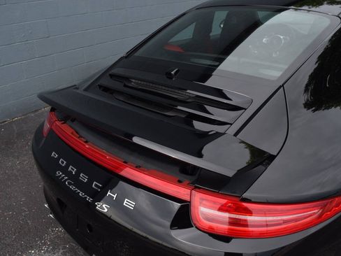 Used 2015 Porsche 911 Carrera 4S AWD/4WD image 22