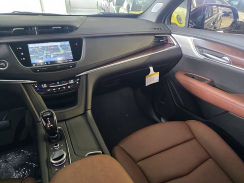 New 2026 Cadillac XT5 Premium Luxury w/ Driver Assist Package FWD image 10