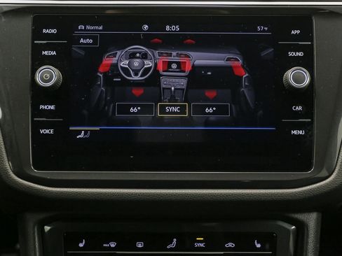 Certified 2024 Volkswagen Tiguan SE R-Line AWD/4WD image 32