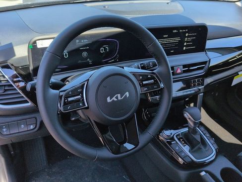 New 2026 Kia Seltos S AWD/4WD image 9