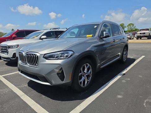 Used 2023 BMW X3 xDrive30i w/ Convenience Package AWD/4WD image 4