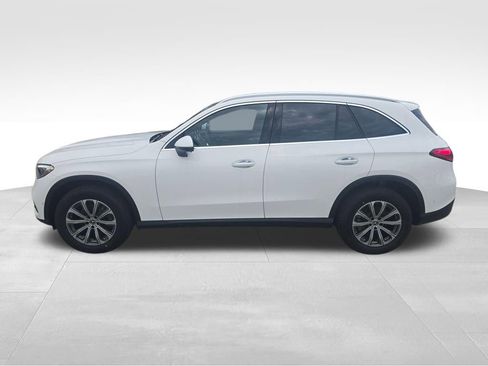New 2026 Mercedes-Benz GLC 300 4MATIC image 2