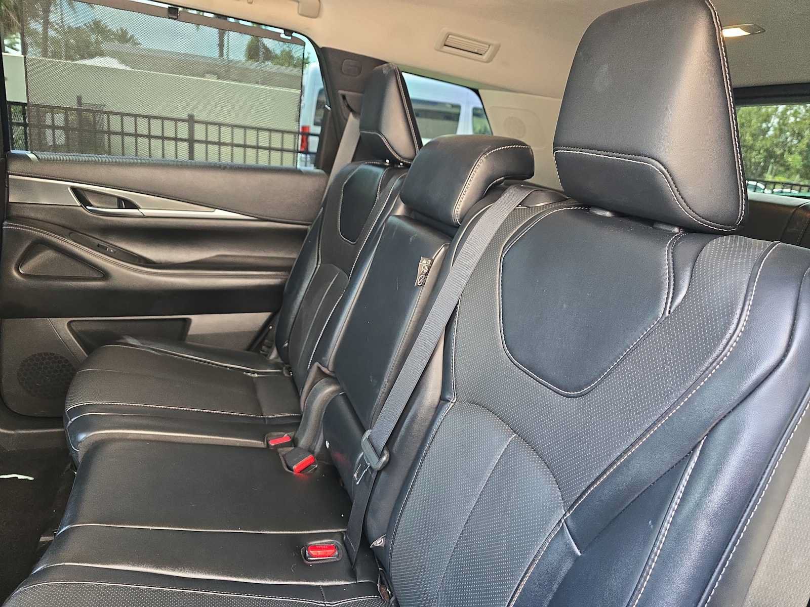 Used 2023 INFINITI QX60 Luxe w/ Cargo Package AWD/4WD image 15
