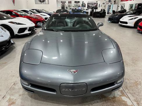 Used 2003 Chevrolet Corvette Convertible w/ Preferred Equipment Group1 RWD image 29