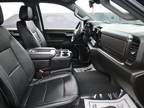 Used 2022 Chevrolet Silverado 1500 LT image 33