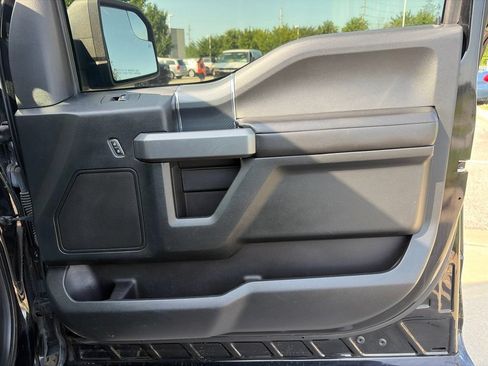 Used 2018 Ford F150 XLT w/ Equipment Group 302A Luxury AWD/4WD image 23