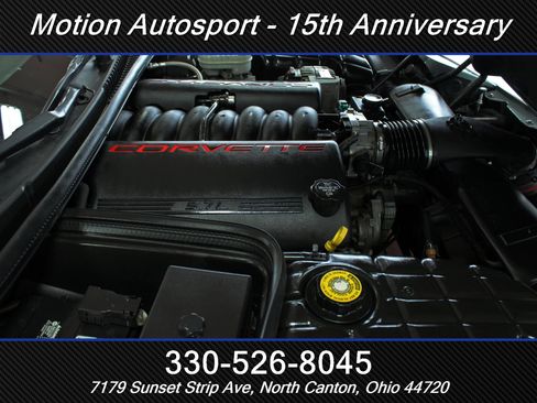 Used 2004 Chevrolet Corvette Coupe w/ Preferred Equipment Group RWD image 18