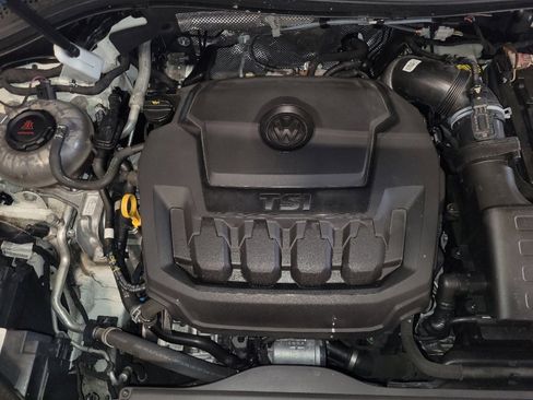 Used 2022 Volkswagen Tiguan SE FWD image 30