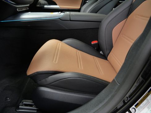 New 2026 Mercedes-Benz E 53 AMG e 4MATIC Sedan image 14