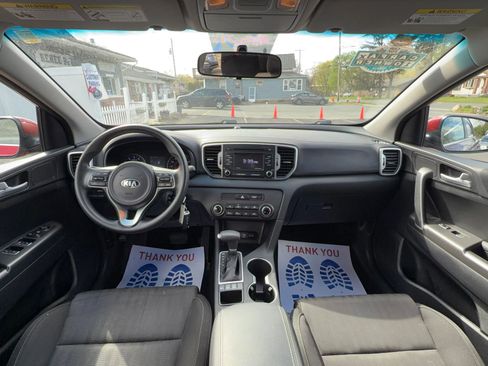 Used 2019 Kia Sportage LX AWD/4WD image 16