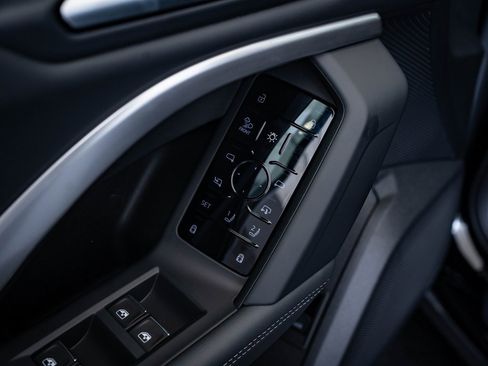 New 2025 Audi Q5 Premium Plus image 19