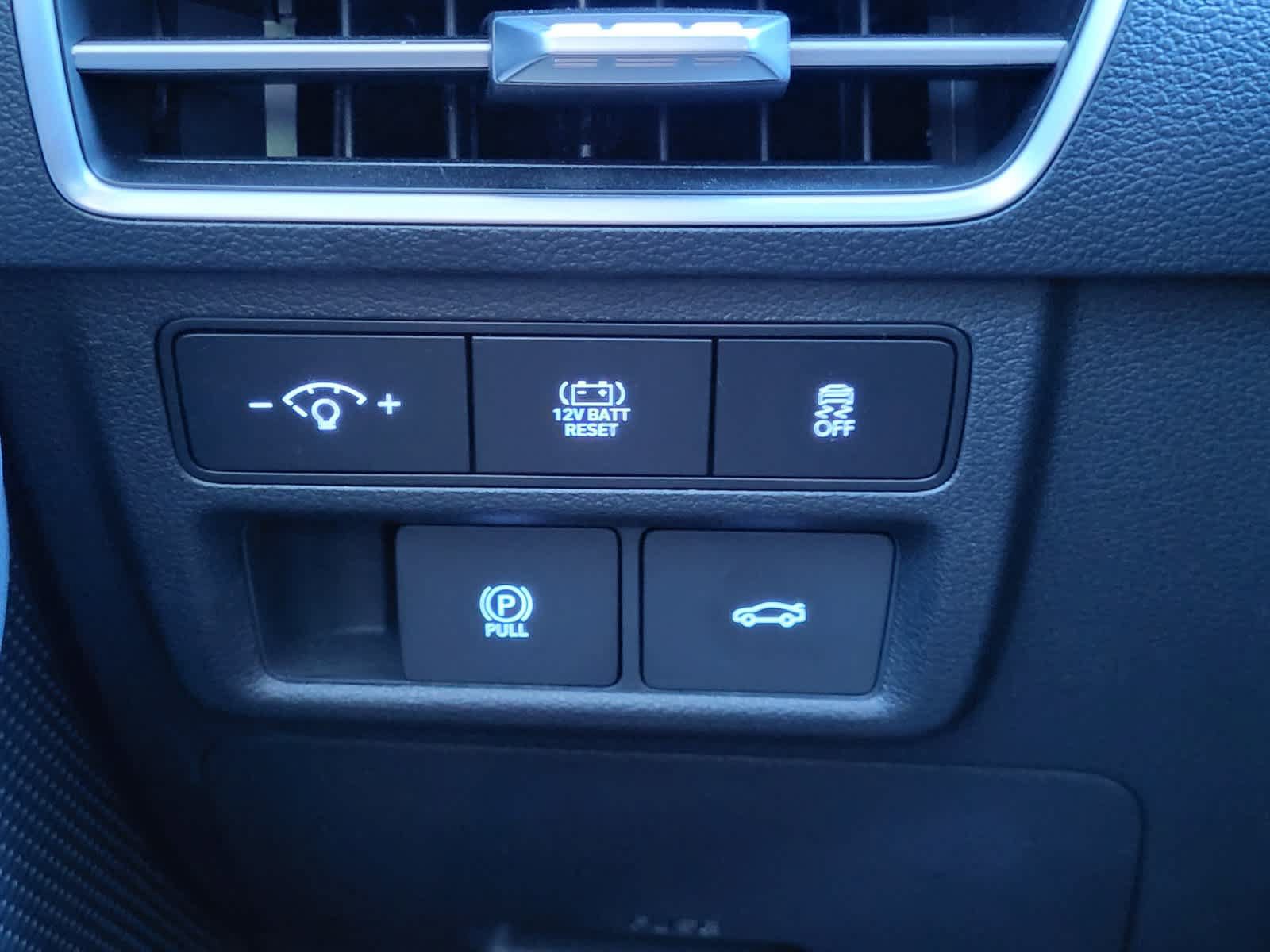 Used 2025 Hyundai Sonata SEL FWD image 15