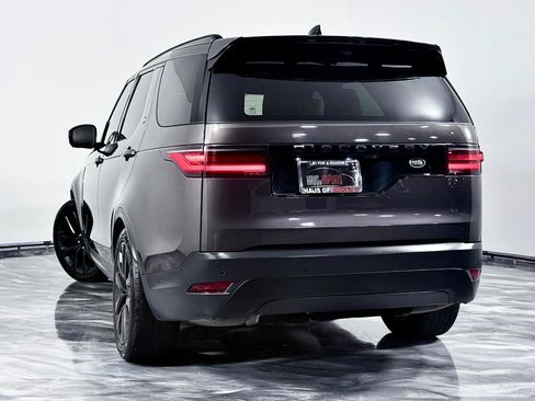 Used 2022 Land Rover Discovery S AWD/4WD image 9