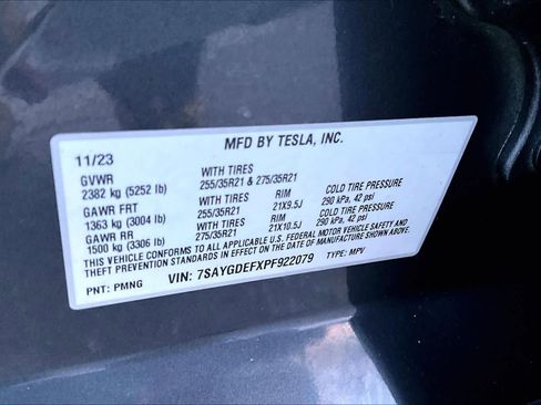 Used 2023 Tesla Model Y Performance image 32