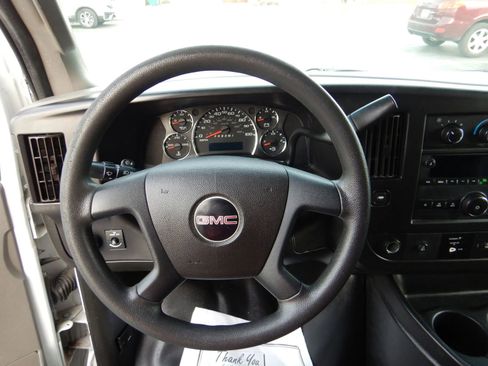 Used 2019 GMC Savana 2500 image 15