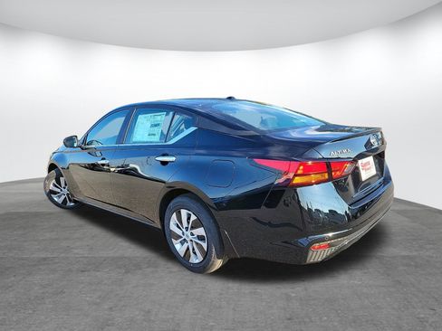 New 2025 Nissan Altima 2.5 S image 7