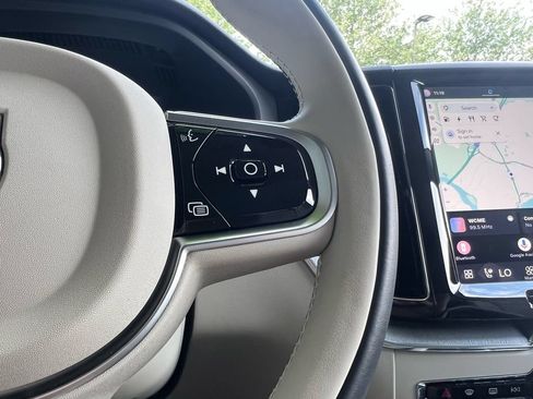 Certified 2025 Volvo XC60 T8 Plus w/ Climate Package AWD/4WD image 12