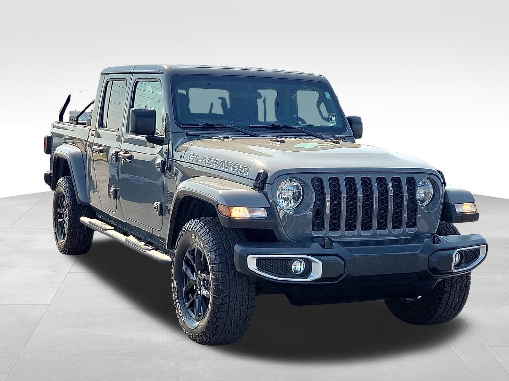 Used 2023 Jeep Gladiator Sport AWD/4WD image 1