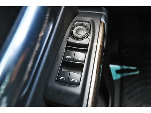 Used 2020 Chevrolet Silverado 1500 LT w/ Texas Edition RWD image 19
