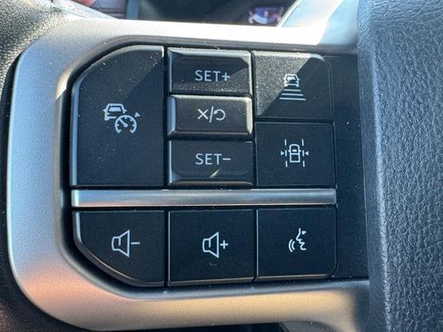 Used 2024 Ford Expedition Max Limited image 17