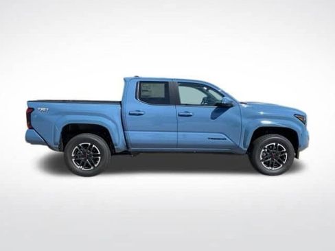 New 2026 Toyota Tacoma TRD Sport AWD/4WD image 2