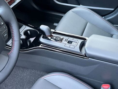 New 2026 Toyota Prius Plug-In Hybrid image 26