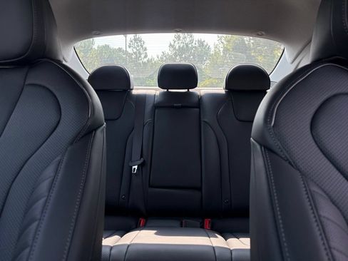 New 2026 Hyundai Elantra Limited FWD image 28