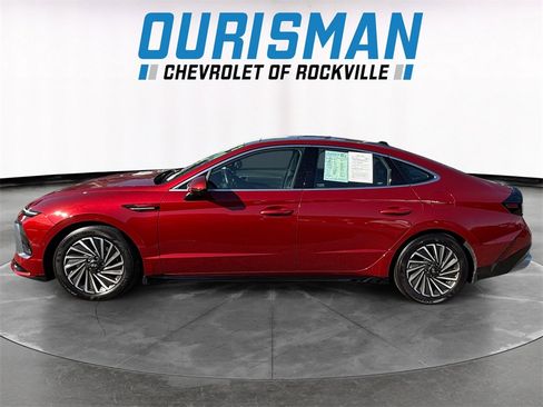 Used 2024 Hyundai Sonata Limited image 3