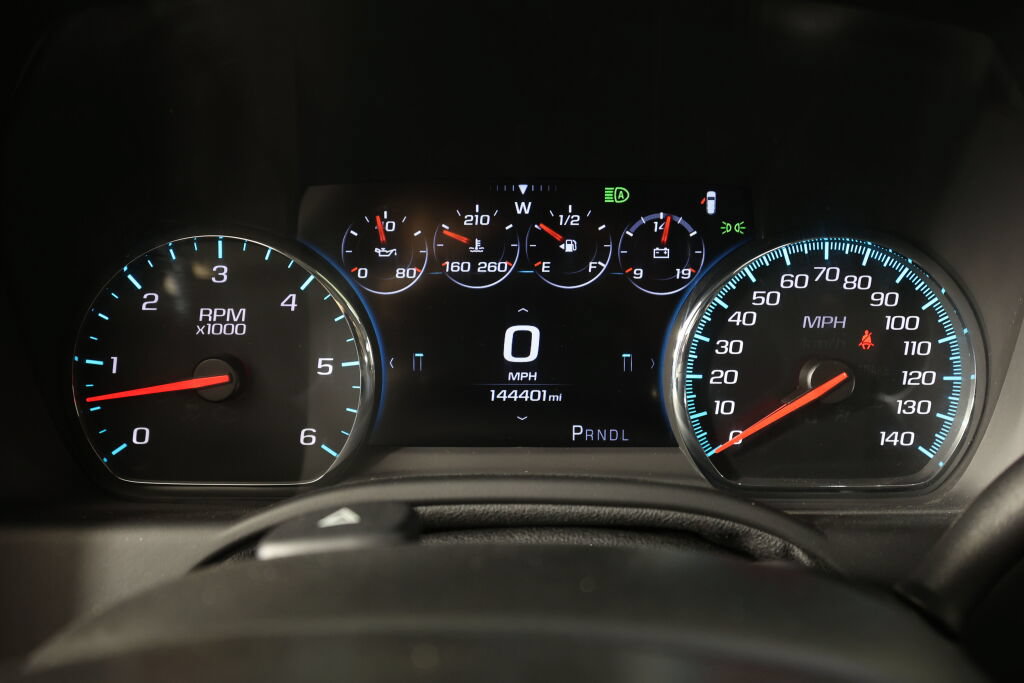 Used 2018 GMC Yukon Denali w/ Open Road Package AWD/4WD image 33