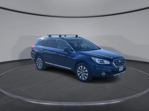 Used 2017 Subaru Outback 3.6R Touring w/ Popular Package #5A AWD/4WD image 2